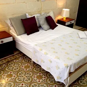 Guest house Lh (adults Only), Sliema