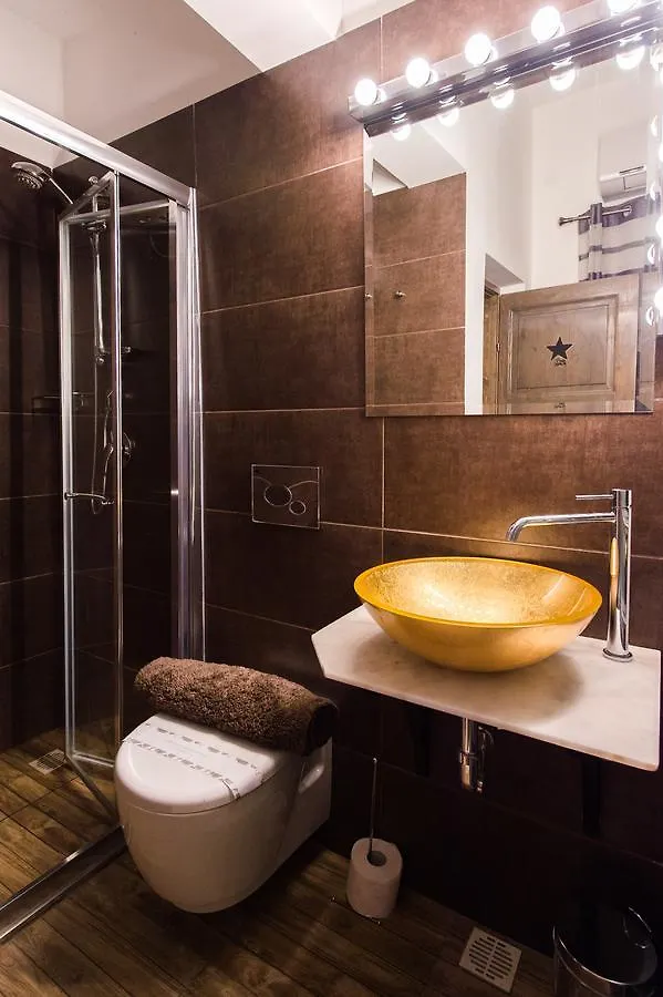 Backstage Boutique Music Themed Townhouse Hotell Sliema