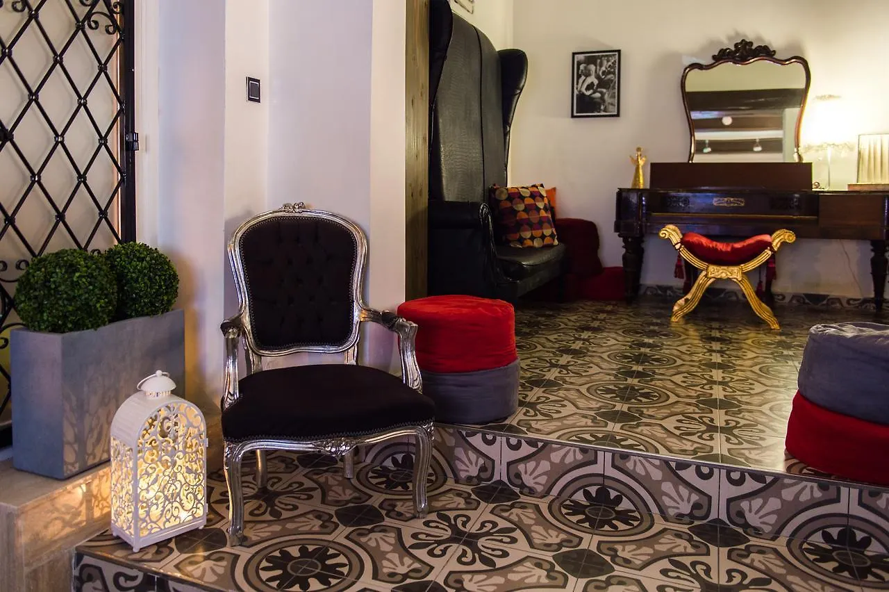 Inn Backstage Boutique Music Themed Townhouse Hotel Sliema